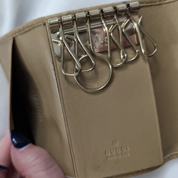 Authentic Gucci Key Holder - Picture 4 of 4